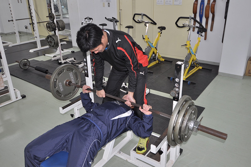 スポーツトレーナー、インストラクターなど、様々な進路を目指すことができる