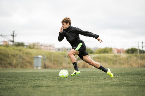 17ss_pr_ts_pumafootball_q1_evospeed_antoinegriezmann_7