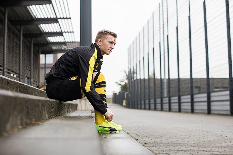 17ss_pr_ts_pumafootball_q1_evospeed_marcoreus_3