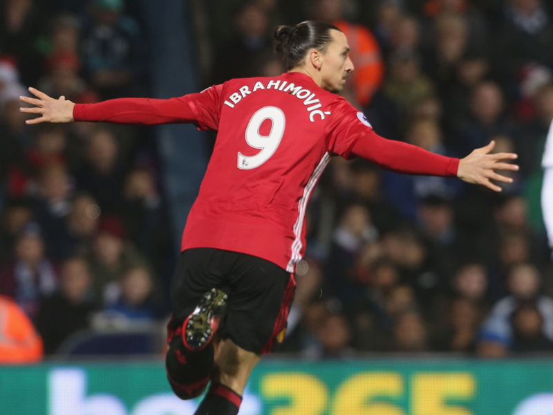 先制ゴールを決めて喜ぶイブラヒモヴィッチ　[写真]＝Man Utd via Getty Images