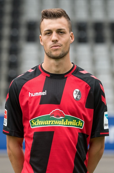 ヨナス・メファートの写真