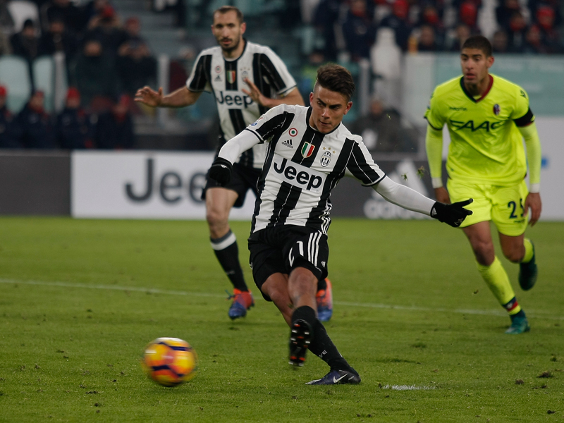 PKでチーム2点目を決めたディバラ　[写真]＝NurPhoto via Getty Images