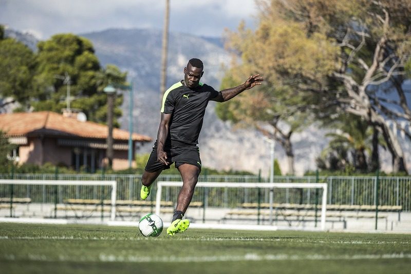 MARIO BALOTELLI WEARS THE PUMA evoPOWER VIGOR 1_4