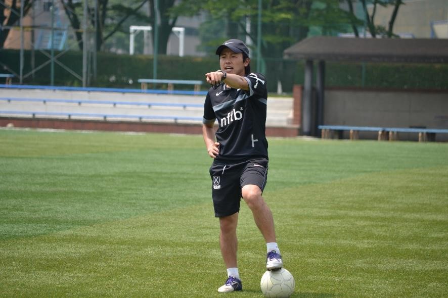 「成功と失敗を共有してほしい」風間八宏氏監修！親子で学ぶトラウムサッカー教室