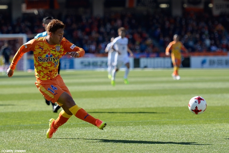Shimizu S-Pulse v Vissel Kobe - J.League J1