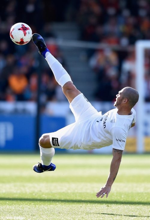 Shimizu S-Pulse v Vissel Kobe - J.League J1