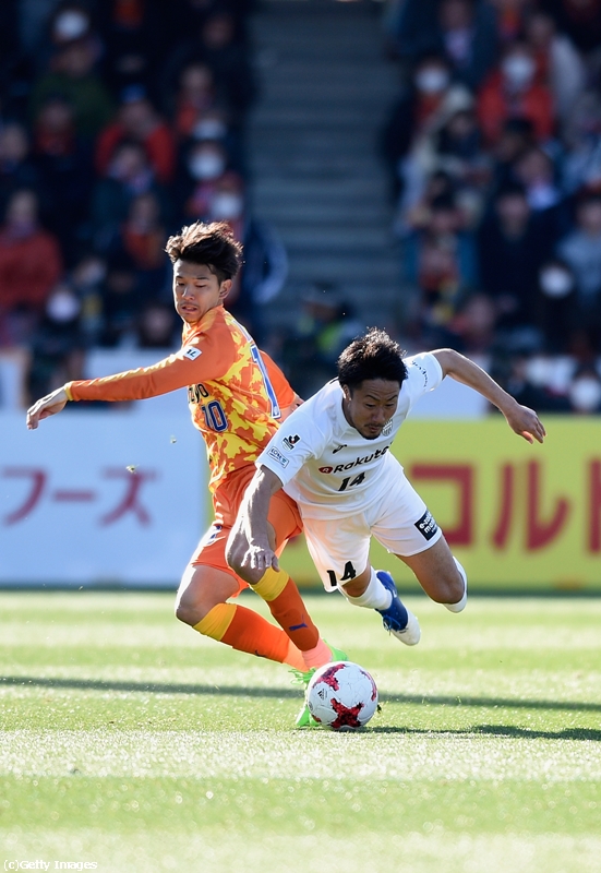 Shimizu S-Pulse v Vissel Kobe - J.League J1