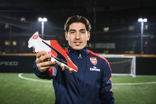 PUMA-BRINGS-THE-HEAT-TO-THE-LONDON-DERBY_evoSPEED-SL-S_Bellerin_1