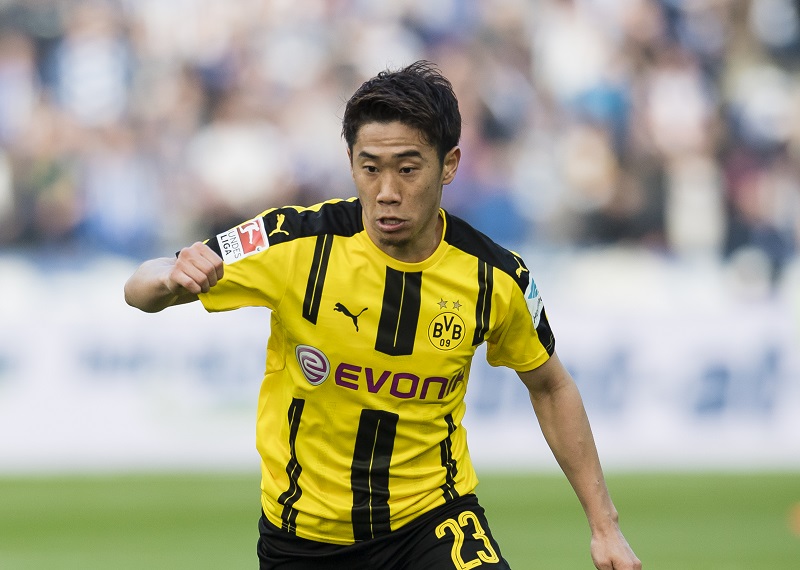 復調傾向の香川 練習中にひざを打撲 ドルト指揮官は 欠場だと非常に痛い サッカーキング 復調傾向の香川 練習中にひざを打撲 ドルト指揮官は 欠場だと非常に痛い サッカーキング