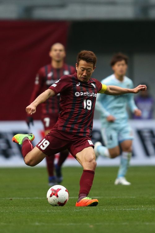 Vissel Kobe v Jubilo Iwata - J.League J1