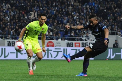Gamba Osaka v Urawa Red Diamonds - J.League J1