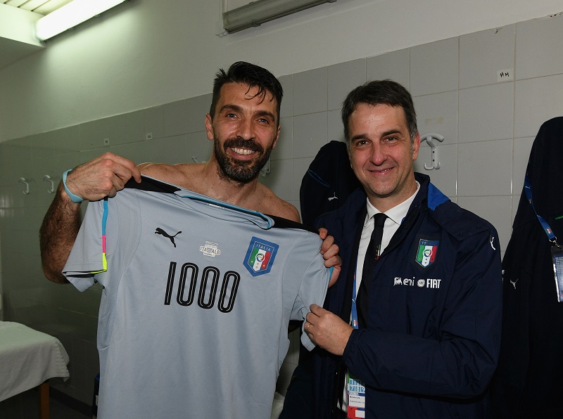 イタリアが完封勝利で首位追走…ブッフォンの通算1000試合目を白星で飾る