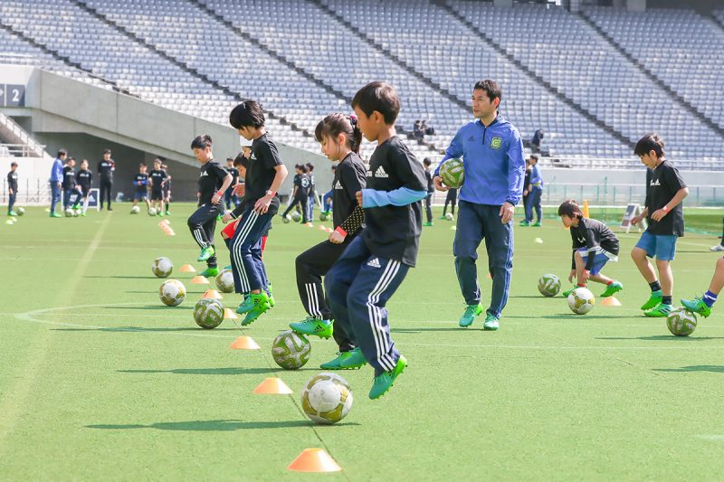 田中俊輔2枚 写真・5枚目】中村俊輔が子供たちに届けた思い…「悔しさをバネに頑張っ