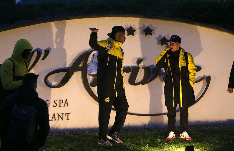 Borussia Dortmund team bus involved in explosion