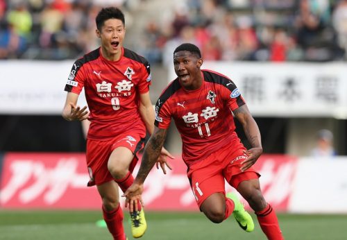 Roasso Kumamoto v Matsumoto Yamaga - J.League J2