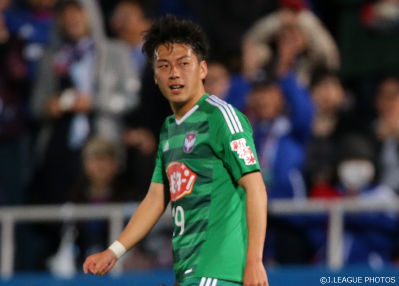 悔しさ残るプロデビューも…新潟MF森俊介、横浜FM齋藤のプレーから収穫