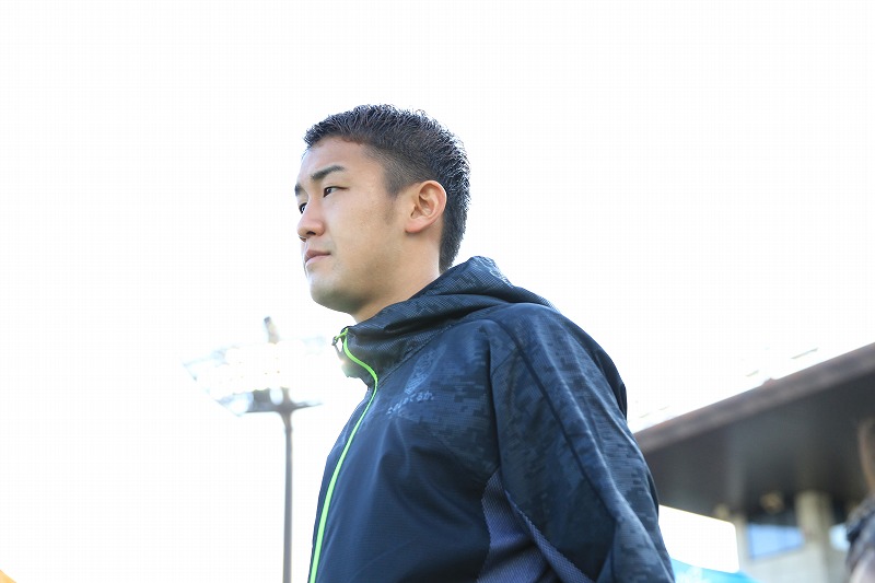 [背番号5の胸中に迫る] 秋野央樹　成長を期して選択した “サプライズ移籍”③