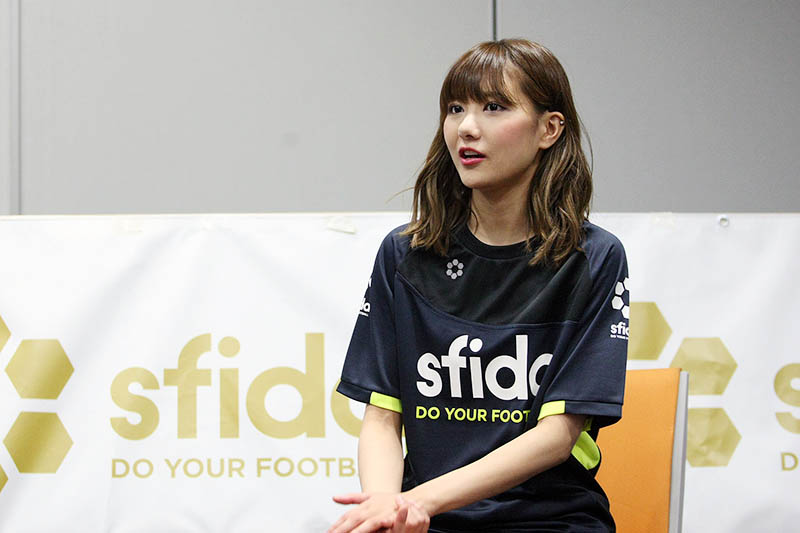 【インタビュー】Ｆリーグでも総選挙を!?　48グループを卒業した宮澤佐江がフットボールシーンを盛り上げる