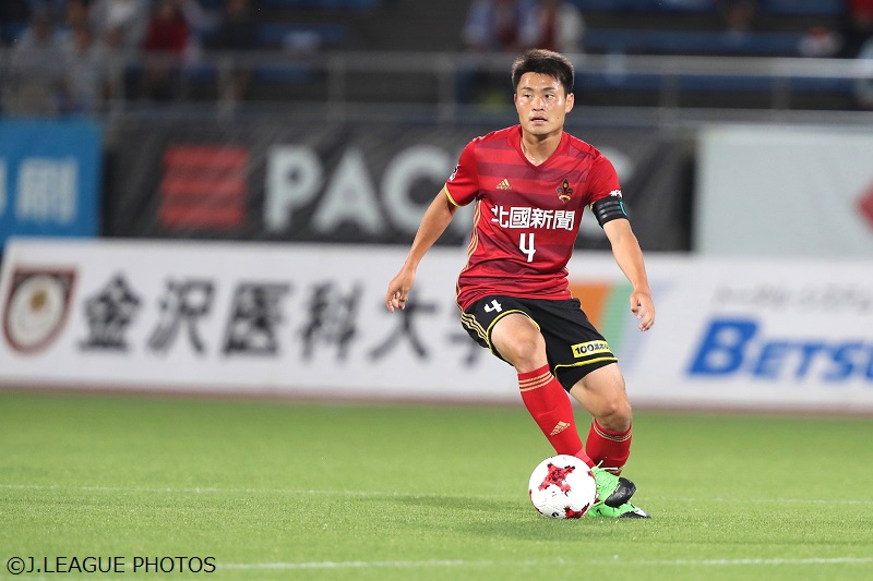 小柳達司