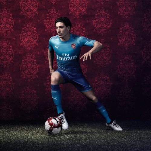 17AW_BTL_Trade_TS_Football_Arsenal_A3_420x297mm_Away_Single-Bellerin-Action