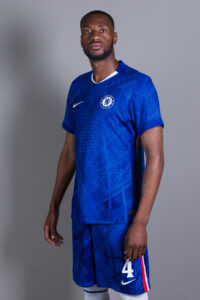 トシン・アダラビオヨ