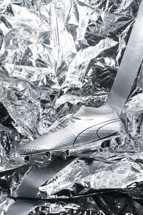 17AW_DIGITAL_TS_Football_PUMA-ONE_CHROME _Product-only_03