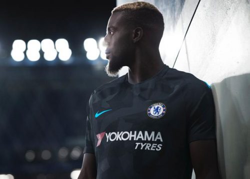 2017-18_Chelsea_Third_Kit_-_Tiemoue_Bakayoko_73840