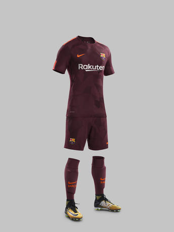 Fy17-18_Club_Kits_3rd_Full_Body_FCB_R_73756