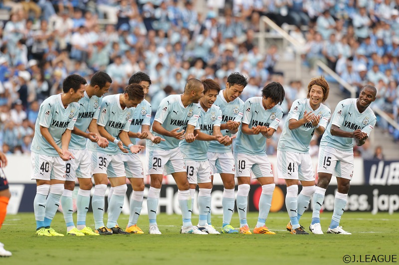 中村俊輔の直接FK炸裂で“ゆりかごダンス”披露…磐田が大宮下し3試合ぶりの勝利