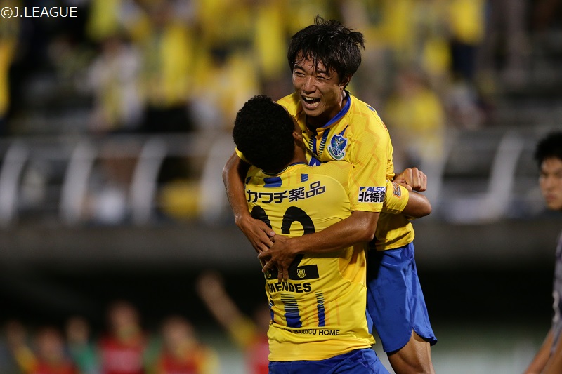 沼津と秋田が揃って黒星…9戦無敗で3連勝の栃木が首位に浮上／J3第24節