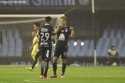 Celta_Pachuca_171005_0008_