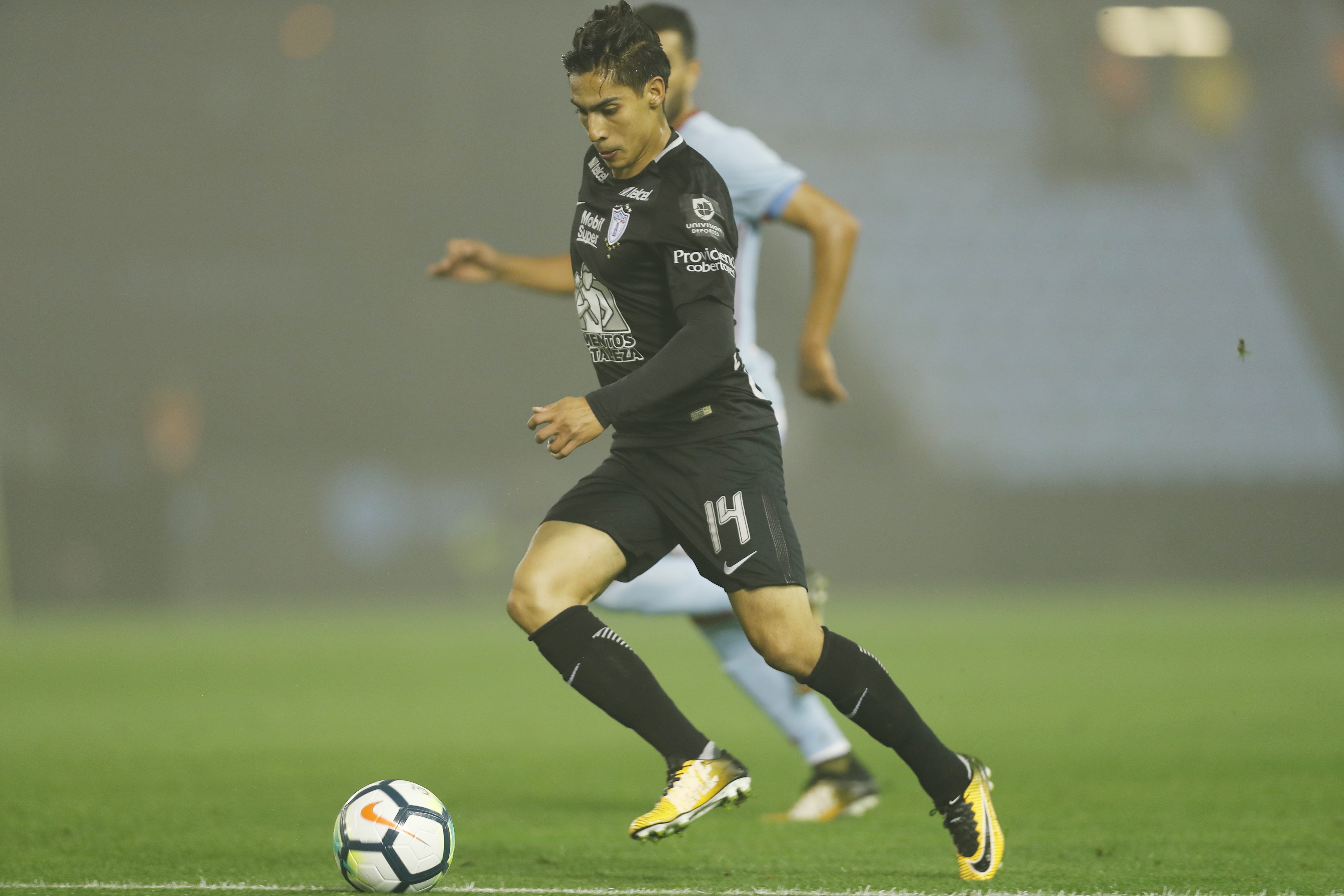 Celta_Pachuca_171005_0010_