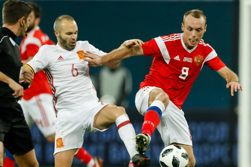 スペイン、W杯開催国ロシアと打ち合いに…PK2発も、3失点でドロー