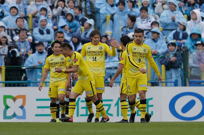 柏、磐田を下しリーグ戦5試合ぶりの勝利…伊東純也が決勝OGを誘発