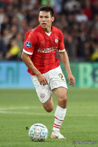 ssc ナポリ　ロサーノ Hirving-Lozano-2-200x300.jpg