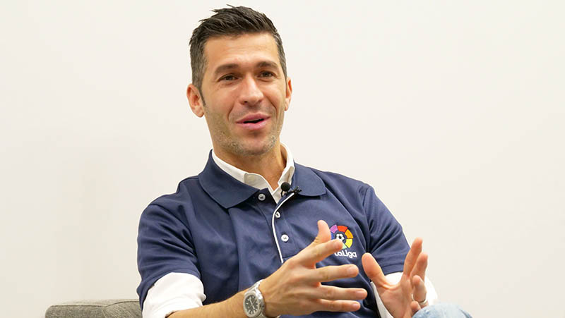 バルサOBが語るリーガ魅力は「世界最高峰の選手が多くいること」、乾と柴崎は「チームの大切な選手」
