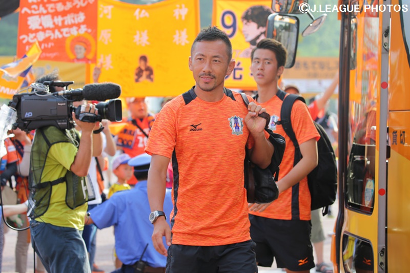 愛媛 深谷友基の現役引退を発表 サッカーを通じた出会いは財産 サッカーキング