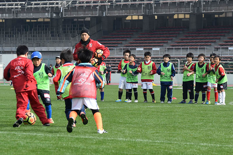 浦和レッズが愛され続ける理由とは？　サッカーを通じて伝えたい「こころ」