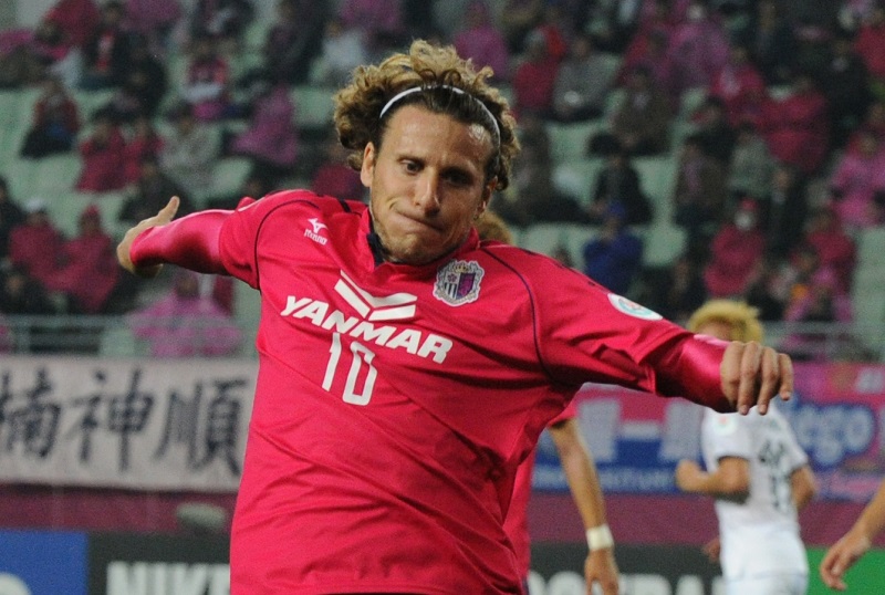 元c大阪のフォルラン 香港plの強豪クラブ 傑志足球隊 に加入が決定 Footballマガジン