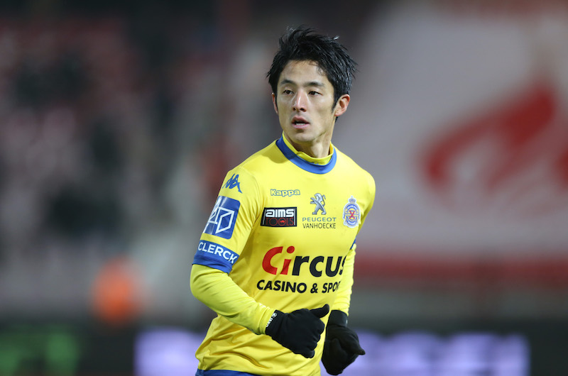 森岡亮太
