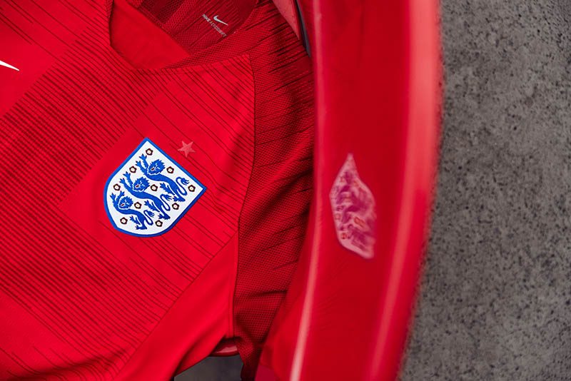 Nike-News-Football-Soccer-England-National-Team-Kit-10_77383