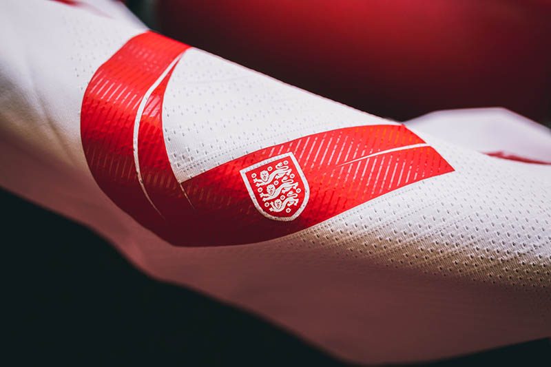 Nike-News-Football-Soccer-England-National-Team-Kit-1_77376