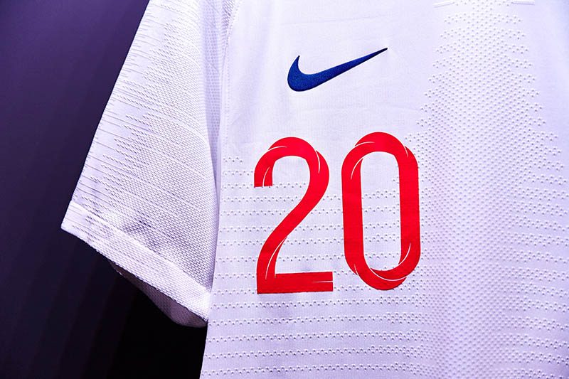 Nike-News-Football-Soccer-England-National-Team-Kit-4_77378