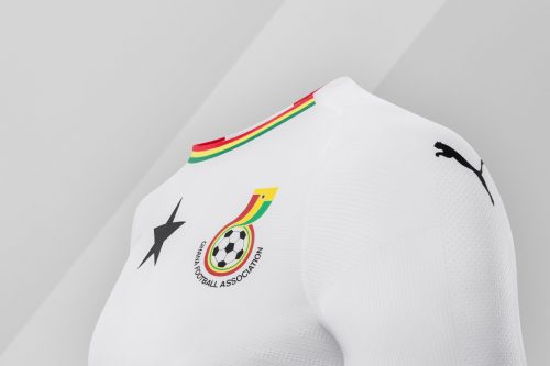 18SS_Consumer_TS_Football_WC_ALLWHITE_GHANA_DETAIL_03