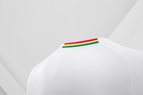 18SS_Consumer_TS_Football_WC_ALLWHITE_GHANA_DETAIL_04