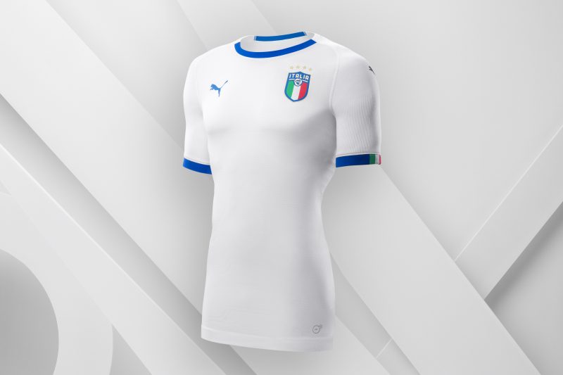 18SS_Consumer_TS_Football_WC_ALLWHITE_ITALY_01