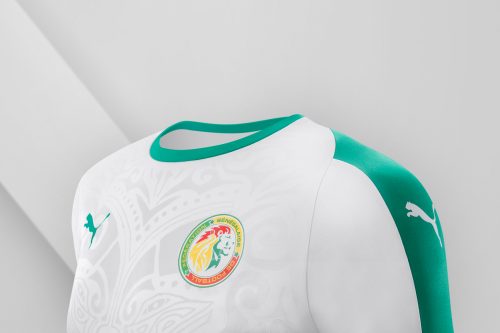 18SS_Consumer_TS_Football_WC_ALLWHITE_SENEGAL_DETAIL_02