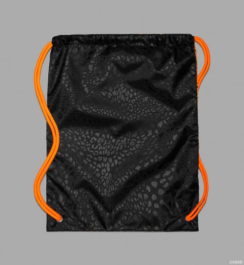 SP18_GFB_KimJones_Mercurial_AR6073-807_D_BAG_B_77678