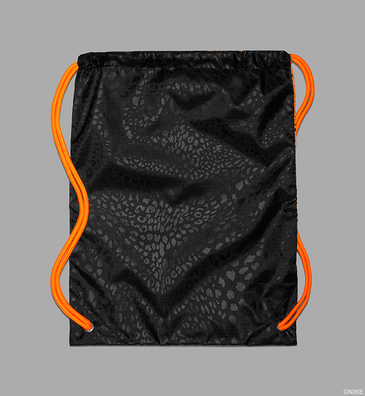 SP18_GFB_KimJones_Mercurial_AR6073-807_D_BAG_B_77678