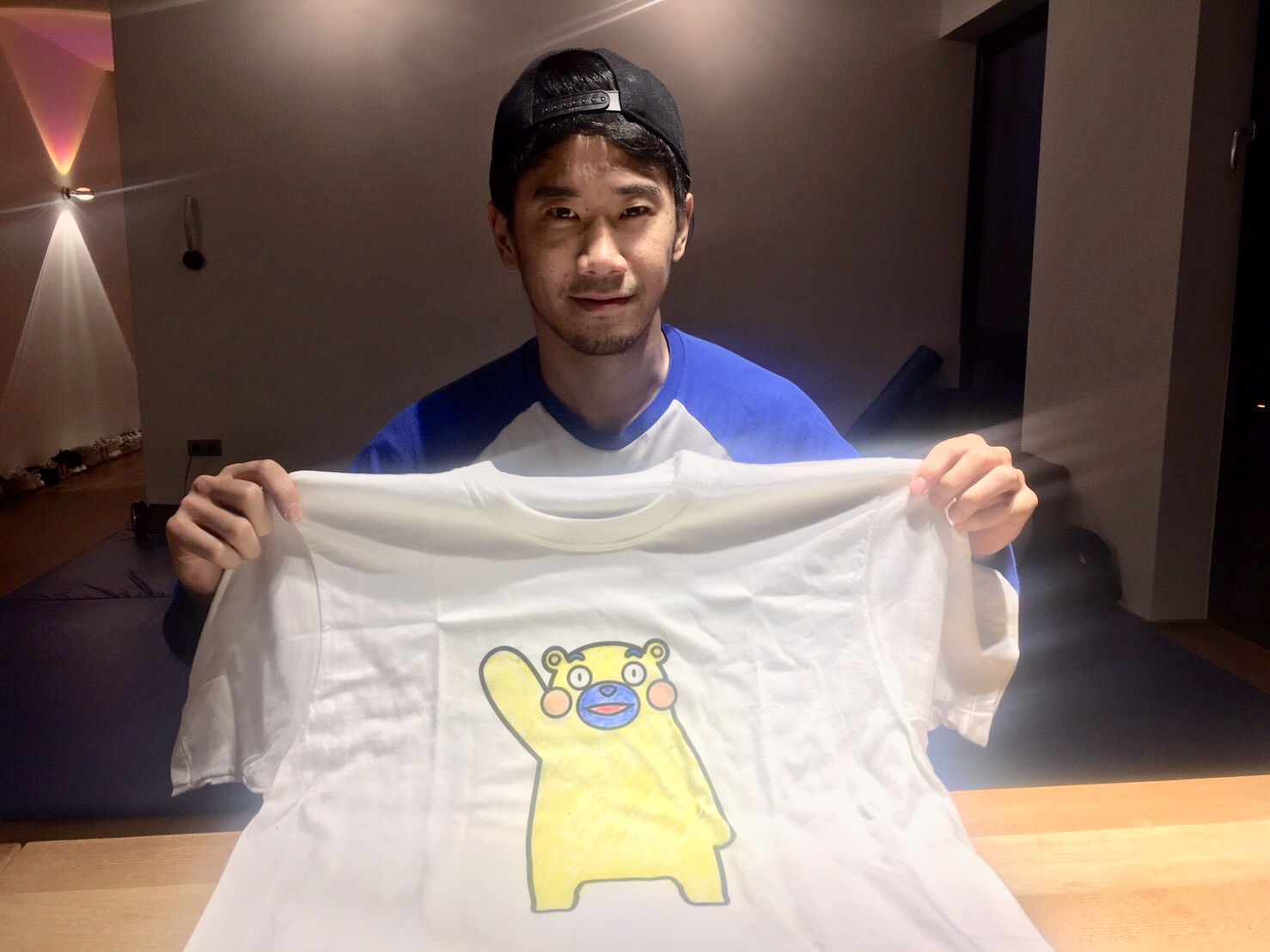 香川真司も参加 くまモンのぬりえｔシャツ で熊本の復興を支援 サッカーキング